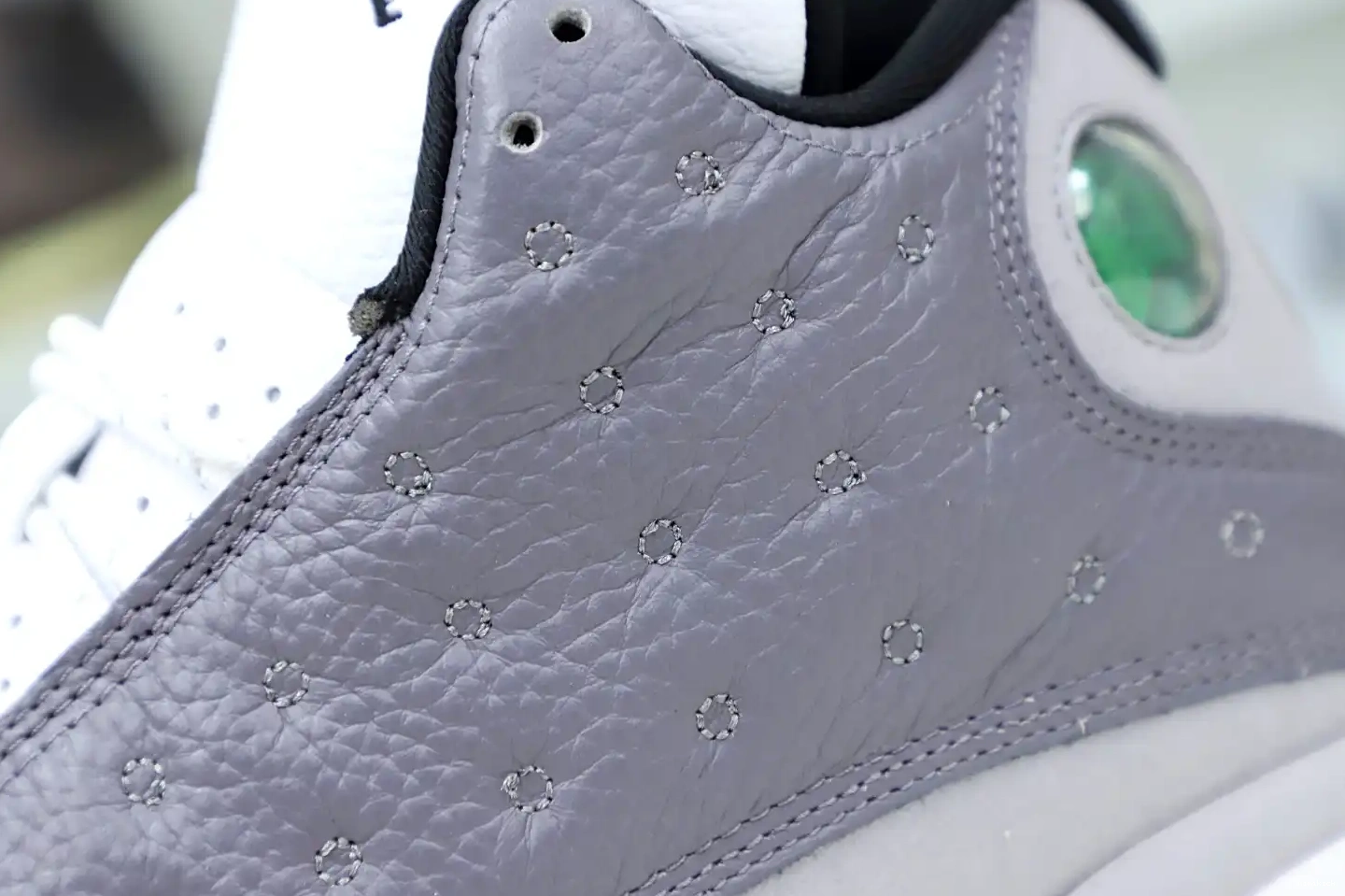 13 RETRO 'ATMOSPHERE -414571-016 AIR Kimikick JORDAN GREY' 0418